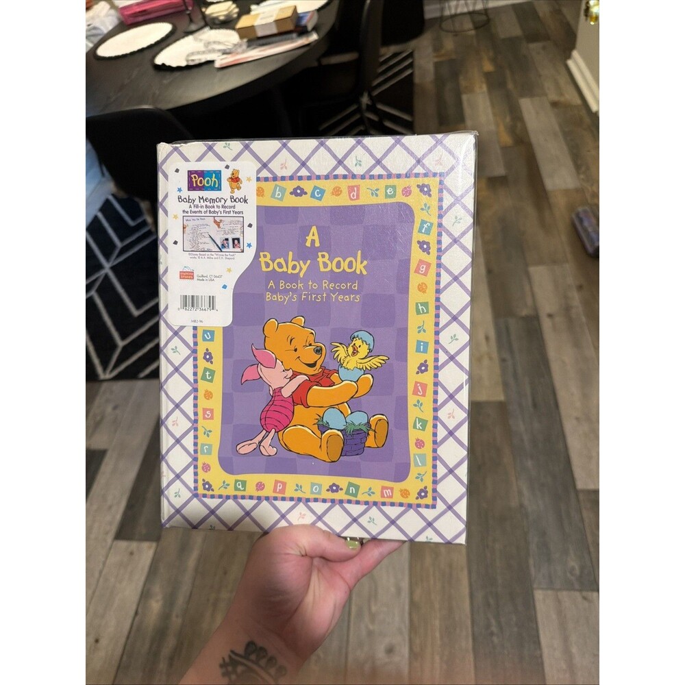 Vintage Disney Winnie the Pooh Baby Memory Book Baby's First Years Scrapbook 90s